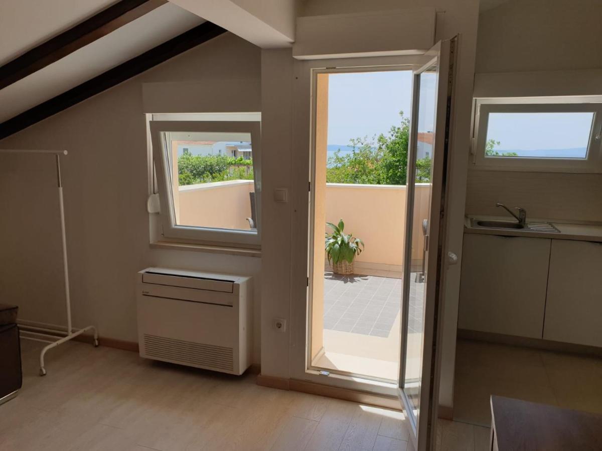 Magi House With Pool Apartment โปดสตรานา ภายนอก รูปภาพ