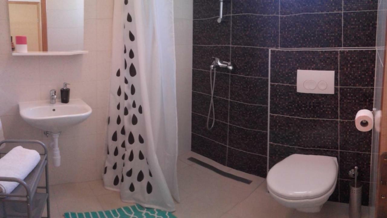 Magi House With Pool Apartment โปดสตรานา ภายนอก รูปภาพ